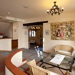Cetina Palacio Ayala Berganza Hotel