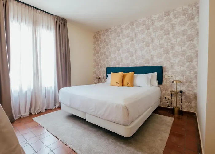 Hotel Cetina Palacio Ayala Berganza 4*