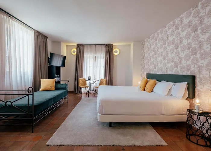 Hotel Cetina Palacio Ayala Berganza 4*