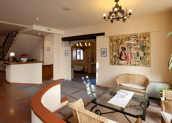 Cetina Palacio Ayala Berganza Hotel