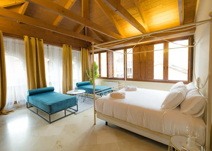 Cetina Palacio Ayala Berganza Hotell 4*